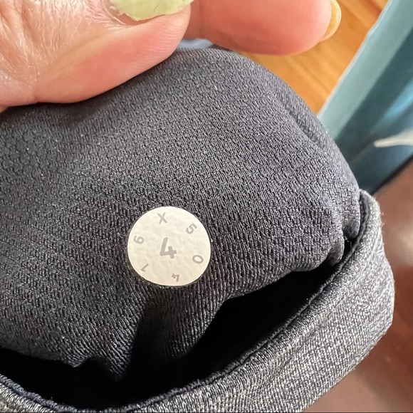 Lululemon Inspire Tight II Heathered Black Size 4 - Picture 7 of 9